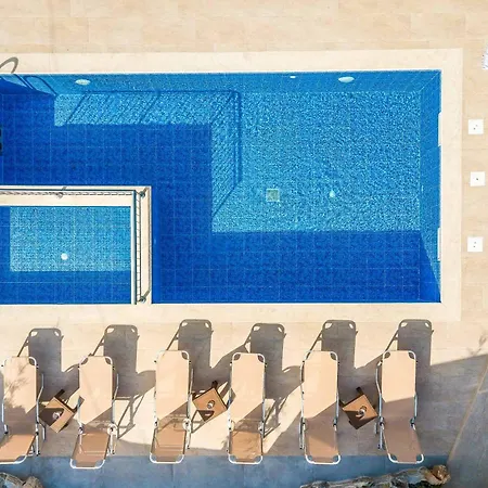 Maggie Alonia ヴィラ