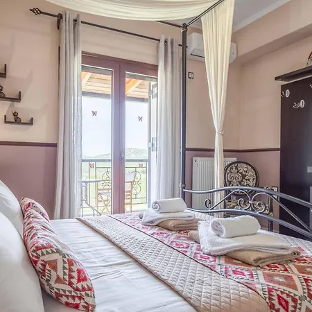 Villa Maggie Alonia *