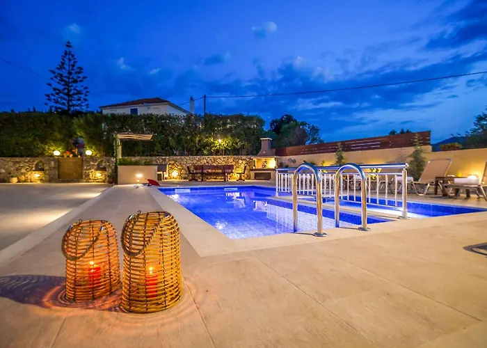 Villa Maggie Alonia *